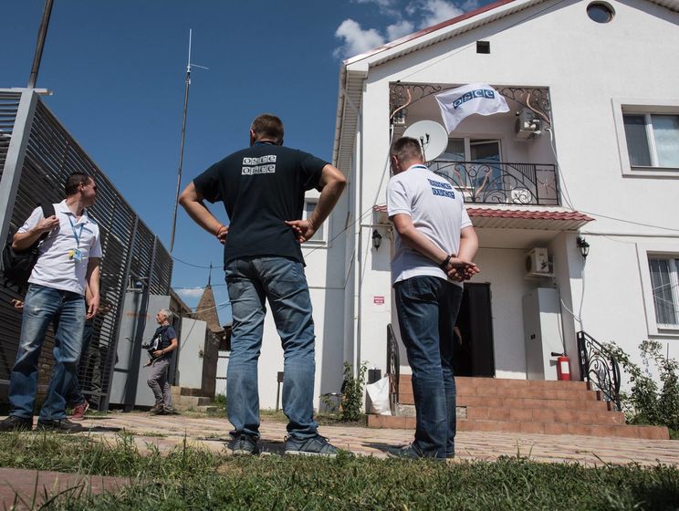 ОБСЕ разместила наблюдателей на передовой в Станице Луганской на постоянной круглосуточной основе