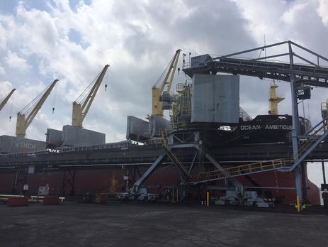 ﻿США відправили до України першу партію вугілля