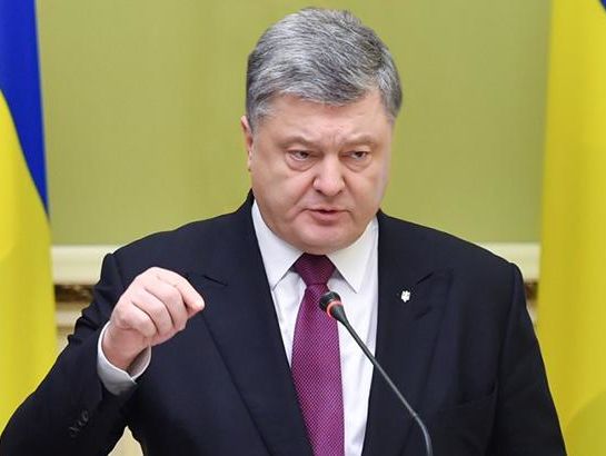 Порошенко заявил, что поручит в каждой области установить отдельный передатчик для обеспечения полного покрытия Донбасса вещанием