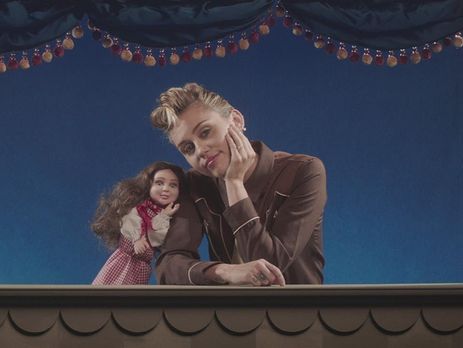 Younger Now. Вышел новый клип Майли Сайрус. Видео
