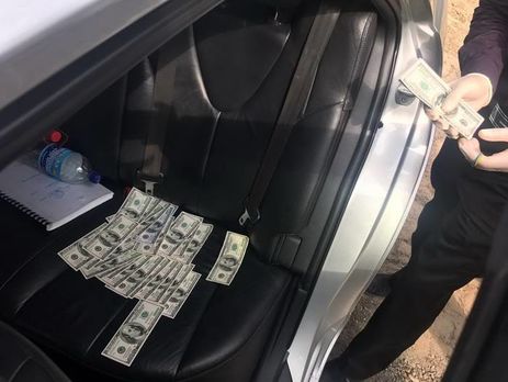 В Днепре СБУ задержала на взятке в $10 тыс. старшего следователя областного управления полиции