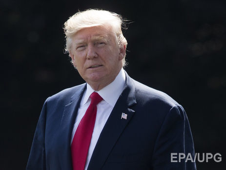 Трамп убеждал главу комитета по международным делам Сената США не принимать новые санкции против РФ – СМИ