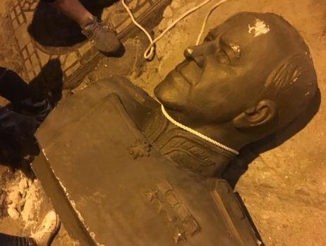 ﻿В Одесі звалили погруддя маршала Жукова