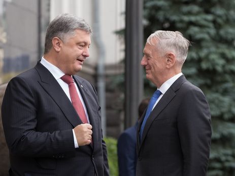 Мэттис после встречи с Порошенко прокомментировал предоставление Украине летального вооружения