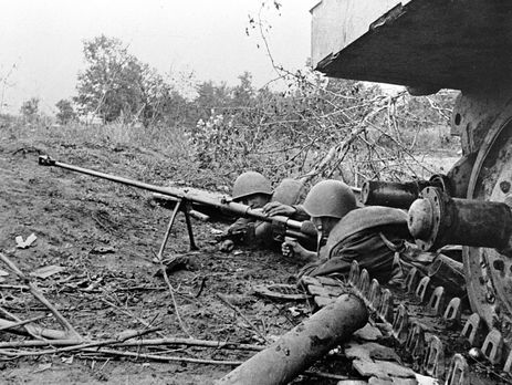 Киевлянка Хорошунова в дневнике 1943 года: Настроение у всех напряженное из-за арестов, которые носят массовый характер