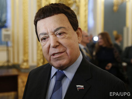 Кобзон заявил, что Янукович живет в Подмосковье