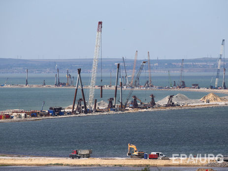 Россия на три дня перекроет судоходство через Керченский пролив