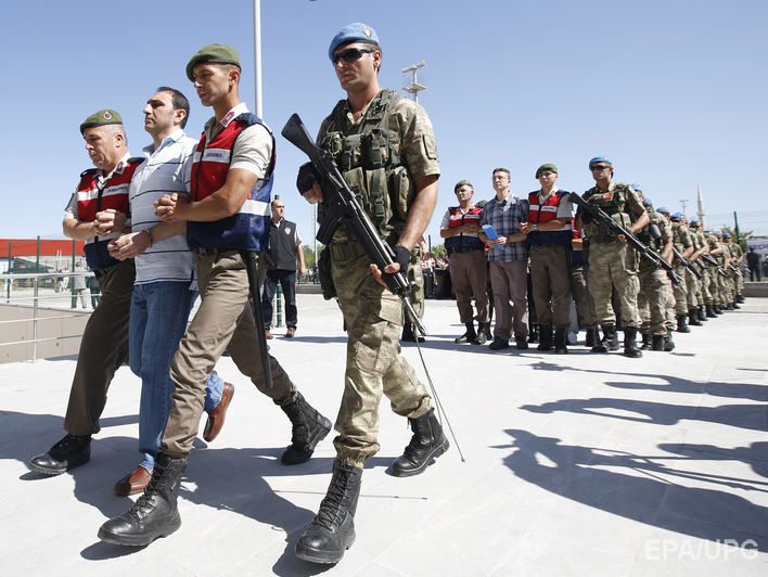 В Турции освободят три тысячи заключенных ради мест для новых осужденных