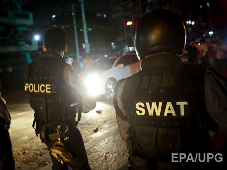 ﻿У США спецназ застрелив озброєну жінку, яка погрожувала покінчити життя самогубством