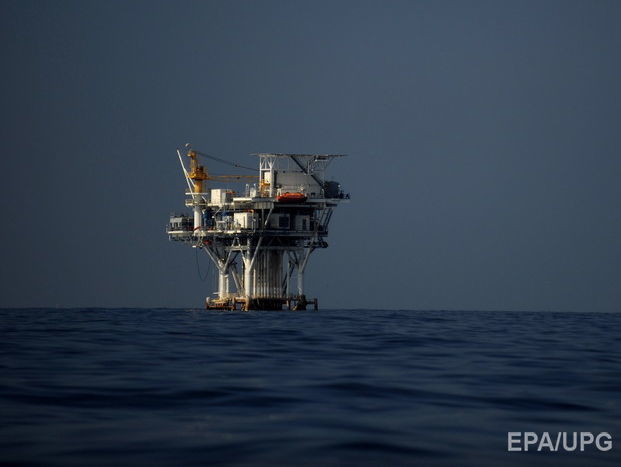 Из-за урагана "Харви" США снизили добычу нефти в Мексиканском заливе