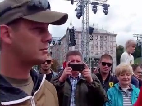 ﻿Телеканал ATR заявив, що готовий узяти на роботу звільненого за конфлікт із прихильником Порошенка журналіста ZIK