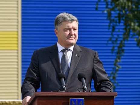 Порошенко предложил, чтобы лучшие школы Львовской области взяли шефство над одной школой Донецкой области