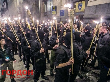 Организатор факельного шествия – о драке на Майдане: На нас напала пьяная и люмпенизированная Самооборона