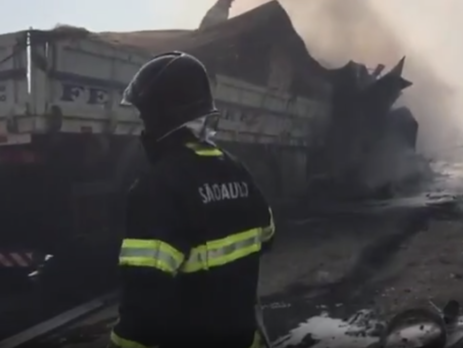 В Бразилии из-за дыма столкнулось 36 автомобилей, два человека погибли