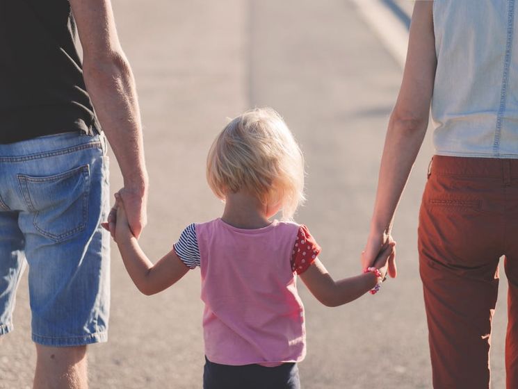 ﻿В Україні з 1 жовтня змінять правила опіки над дітьми після розлучень