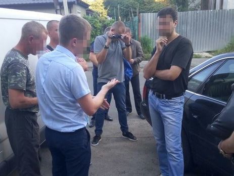 СБУ задержала подполковника спецслужбы, который через посредника из Службы внешней разведки требовал взятку