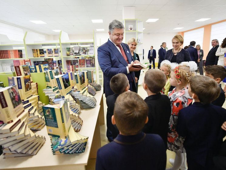 ﻿Порошенко заявив, що нова інклюзивна школа в Пісочині може стати найкращою в Україні