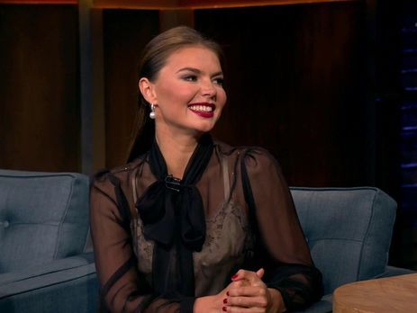 Кабаева надела полупрозрачное платье