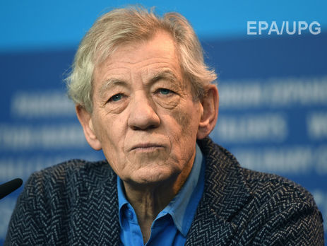 Британский актер Маккеллен призвал поддержать Серебренникова