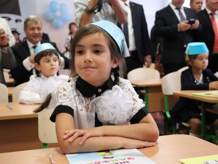 У школі Херсонської області відкрили перший в Україні кримськотатарський клас