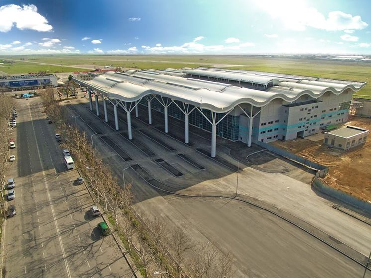 В полиции сообщили, что работа аэропорта Одесса возобновлена