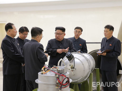 Ким Чен Ын осмотрел водородную бомбу, которую создали в Институте ядерного оружия