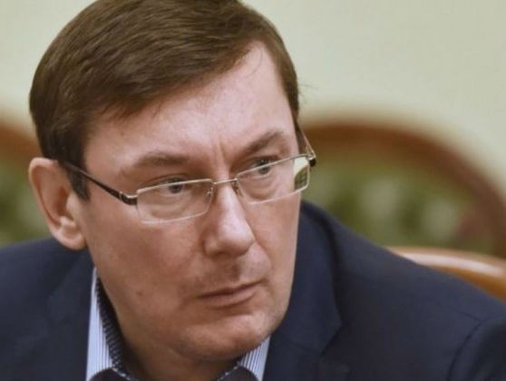 ﻿Луценко заявив, що кримінальний авторитет Мультик мав зв'язки в багатьох партіях і фактично контролював міськраду Миколаєва
