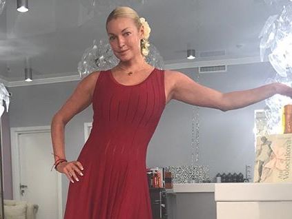 Волочкова показала, как танцует на вечеринке