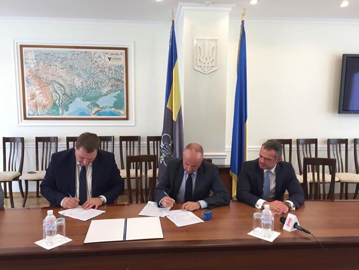 ﻿Польські компанії відремонтують кілька ділянок українських доріг