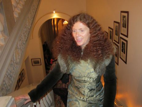 Латынина вместе с родителями выехала за пределы России