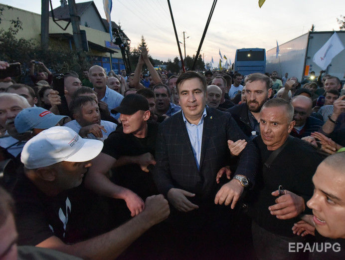 Ситуация с потерей гражданства и пересечением границы стала для Саакашвили фантастической бесплатной рекламой &ndash; Reuters