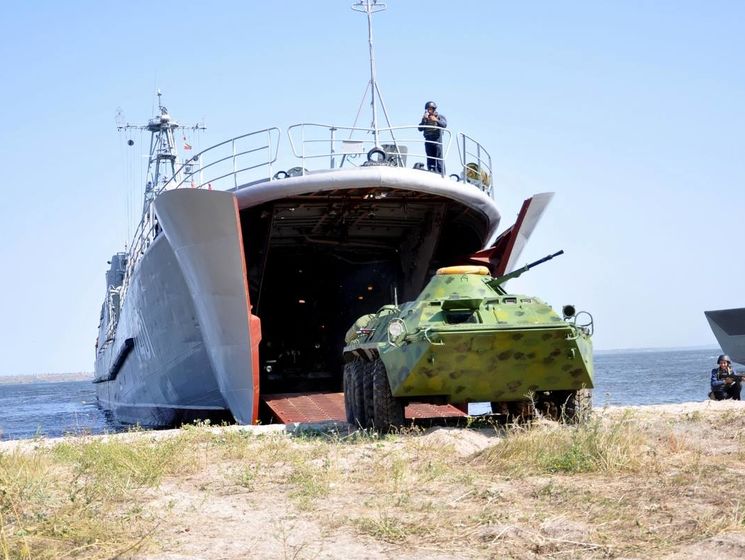 ﻿Викрадачі металобрухту намагалися проникнути на базу ВМС України