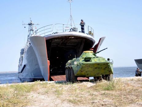 Похитители металлолома пытались проникнуть на базу ВМС Украины