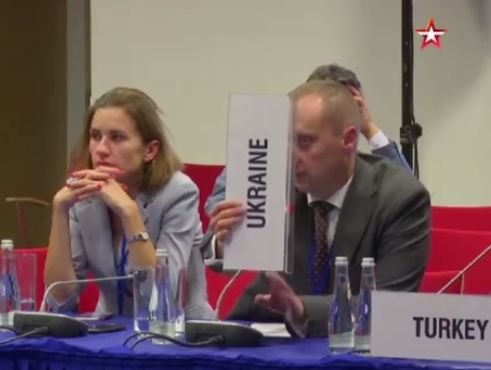 На конференции ОБСЕ в Варшаве украинская делегация не дала выступить представителю оккупированного Крыма. Видео