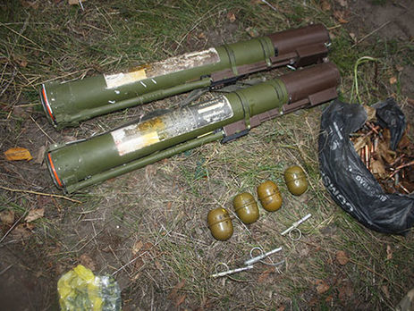 В Полтавской области полиция нашла тайник с противотанковыми гранатометами