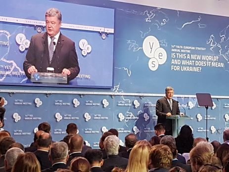 ﻿Порошенко заявив, що Путін крок за кроком підходить до підтримки розміщення миротворців ООН на всій території Донбасу