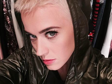 ﻿Кеті Перрі показала, який мала вигляд у 13 років