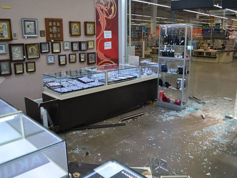 ﻿У Миколаєві з ювелірного магазину викрали 5 кг золота