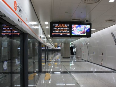 В Сеульском метро столкнулись два поезда. Сообщается о 170 пострадавших