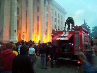 Столкновения Майдана и сепаратистов в Одессе. Пожар в Доме профсоюзов. Фоторепортаж