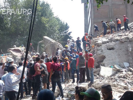 Число жертв землетрясения в Мексике выросло до 119