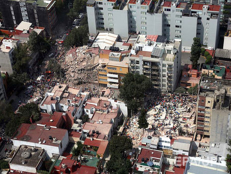 Число жертв землетрясения в Мексике достигло 226