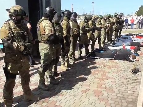 СБУ провела масштабные антитеррористические учения на железнодорожном вокзале в Харькове. Видео
