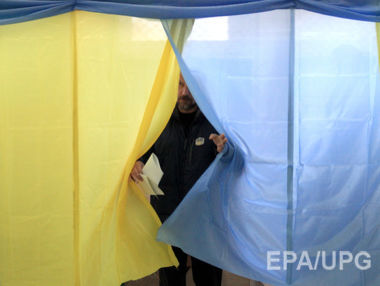 ﻿Опитування: У вересні до Ради пройшло би сім партій, шанси на вихід у другий тур президентських виборів є у Тимошенко, Порошенка і Бойка