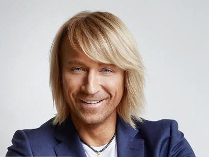 Винник записывает песни на мобильный телефон