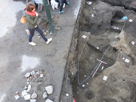 Археологи: Длина погребальной лодки викингов составляла не менее 13 футов (4 м)