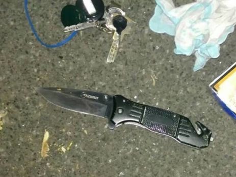 В Киеве мужчина ранил ножом работника кафе