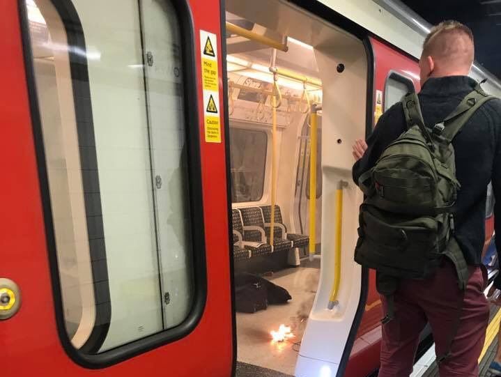 ﻿У лондонському метро в одного з пасажирів вибухнув акумулятор телефона