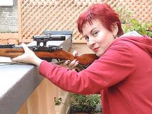 Журналистка заявила, что ее выдворили из страны без объяснения причин