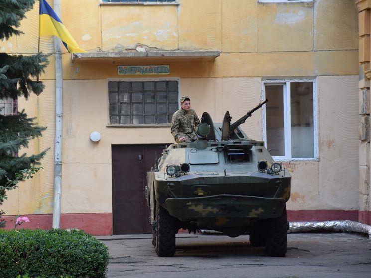 Войска оперативного командования "Юг" усилили охрану важных объектов из-за взрывов на арсенале в Калиновке